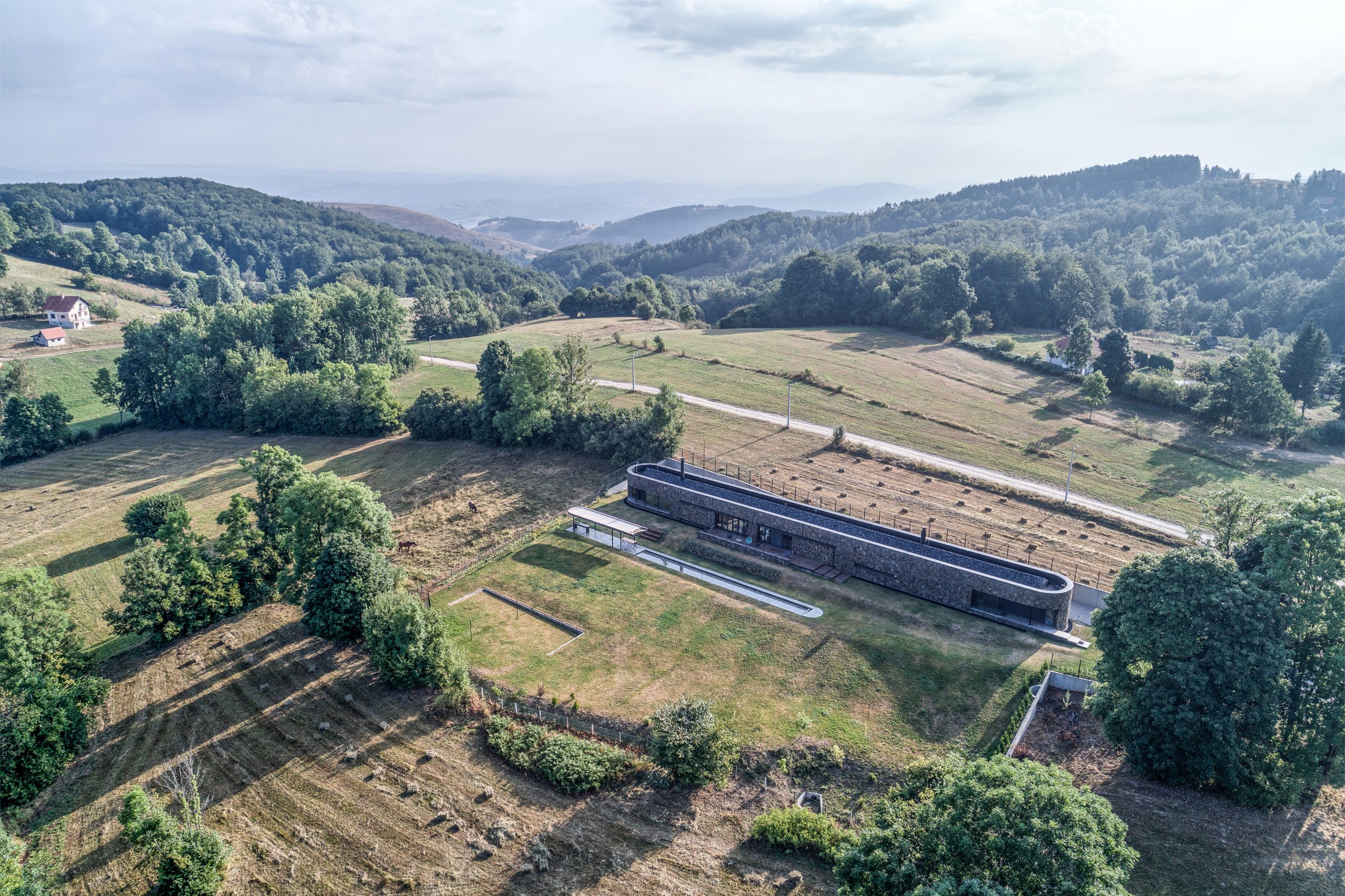 Modernism meets Vernacular in the Alps